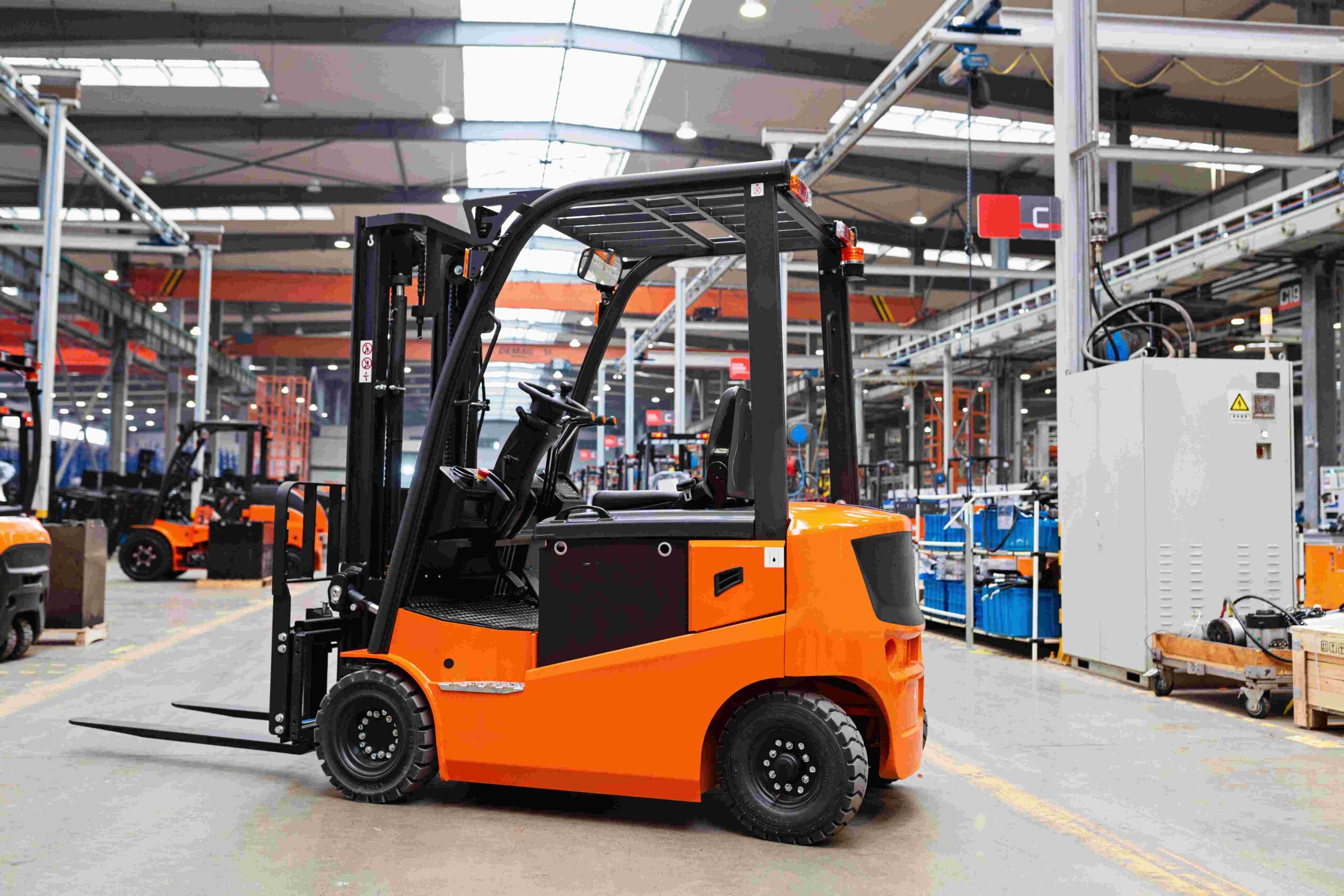 new-forklift-is-standing-on-modern-warehouse-2023-11-27-05-18-24-utc